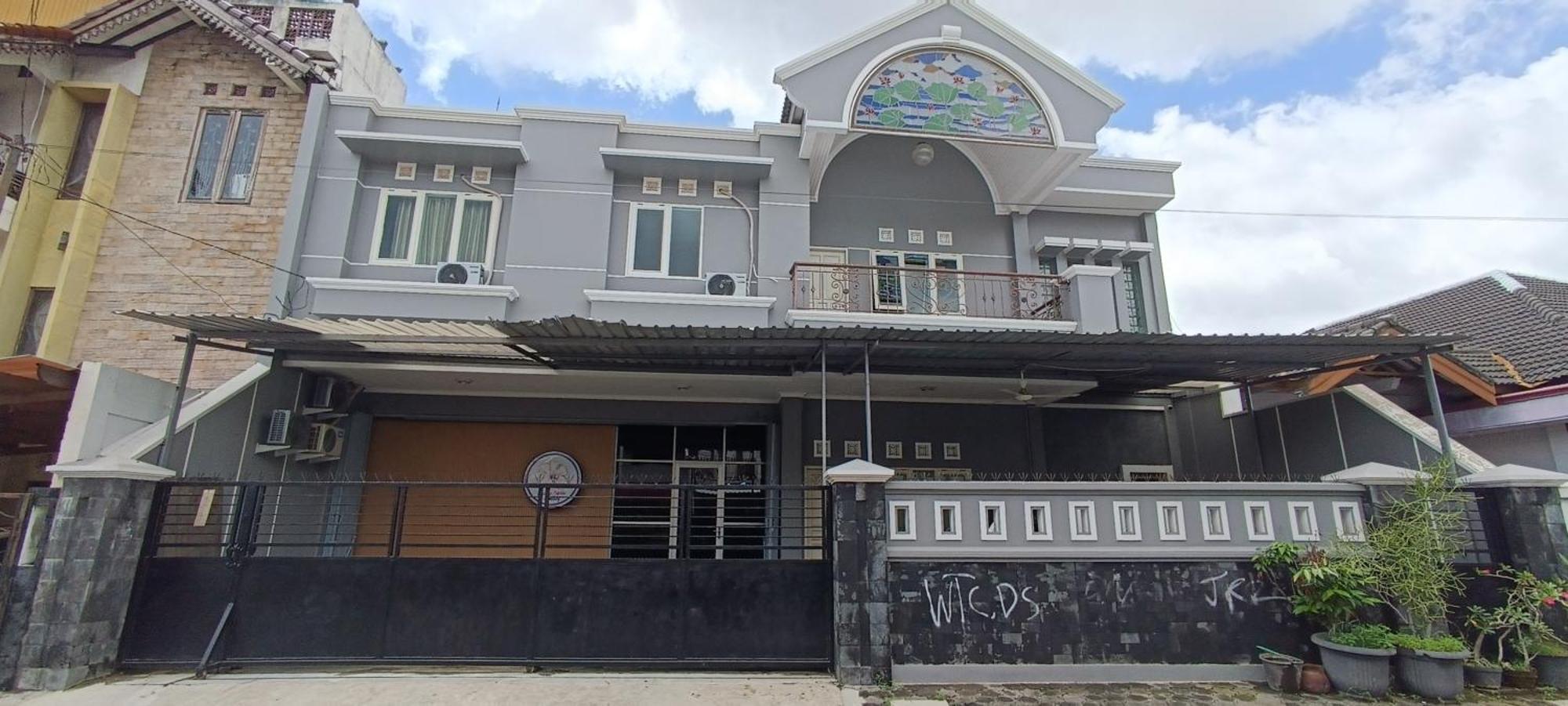 Kembang Sepatu *